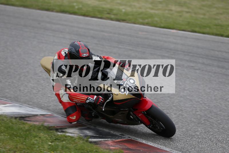/Archiv-2025/08 20.04.2025 Speer Racing ADR/Gruppe rot/910